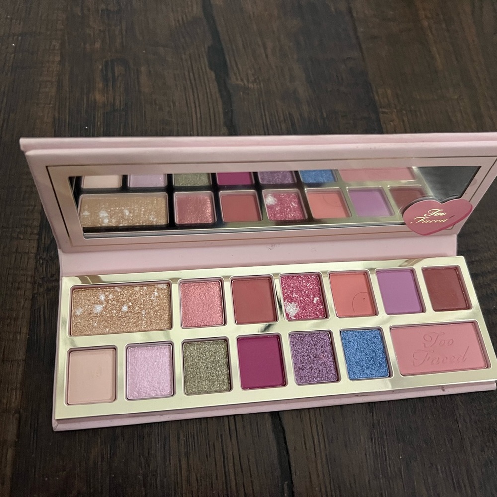 Too faced. pinker times ahead makeup palette